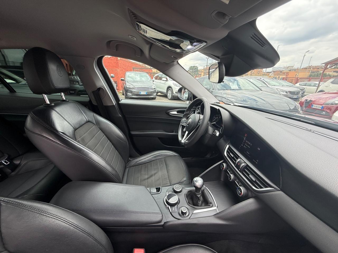 Giulia 2.2 180 CV- Sport-rate-garanzia-permute-E6