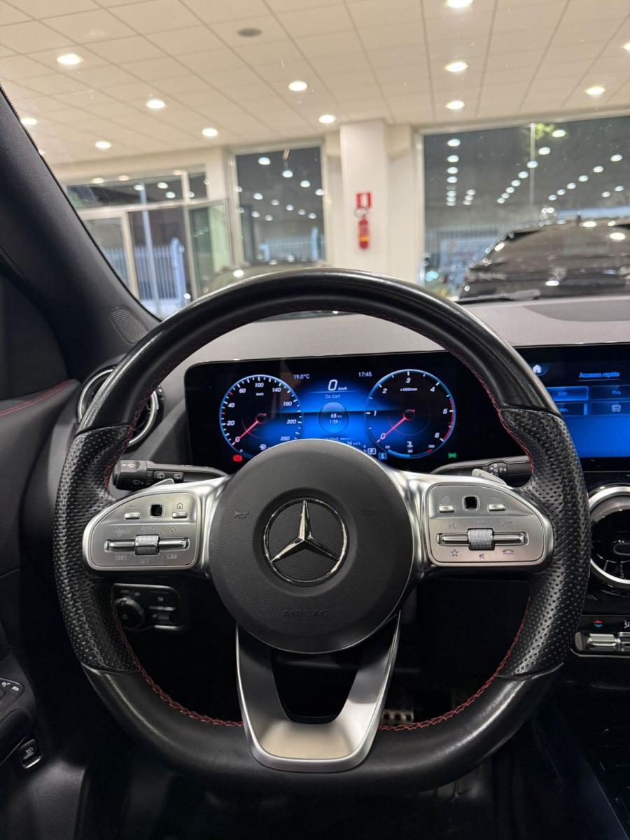 MERCEDES - Classe GLA - 180 d Automatic Premium