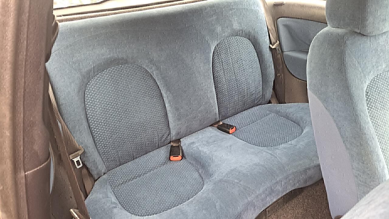 Lancia Ypsilon 1.2 Oro 60Cv