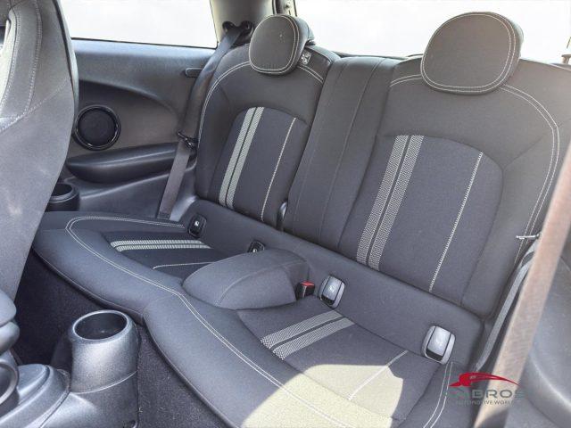 MINI John Cooper Works 3p 2.0 John Cooper Works JCW auto