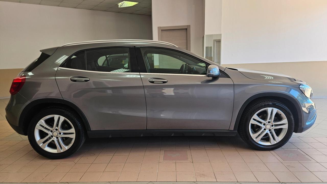 Mercedes-benz GLA 200 d Premium