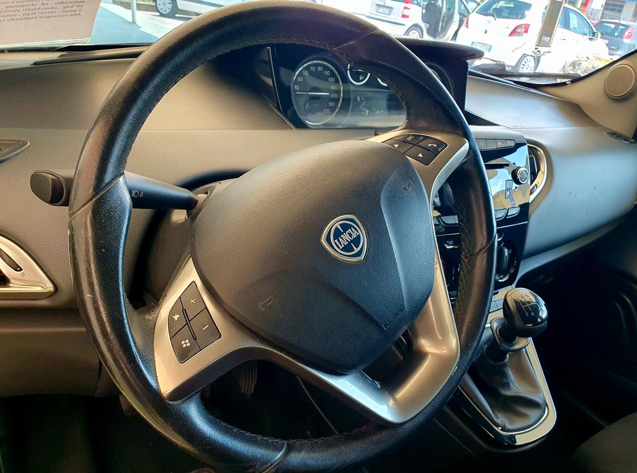 Lancia Ypsilon 1.2 BENZ - 2013 - KM. 200.000