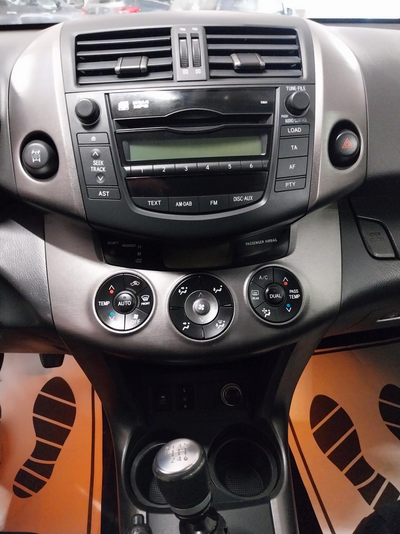 Toyota RAV 4 RAV4 2.2 D-4D 150 CV DPF Exclusive