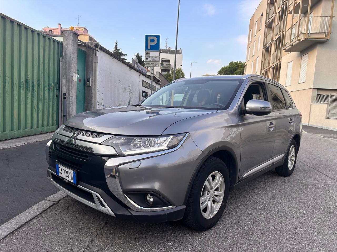Mitsubishi Outlander 2.0 2WD GPL Bi-fuel Intense SDA