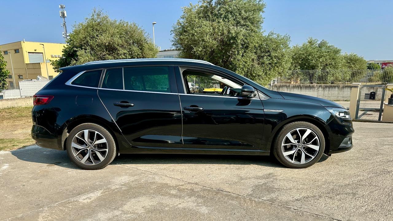 Renault Megane Mégane Sporter dCi 130 CV Energy Bose Edition