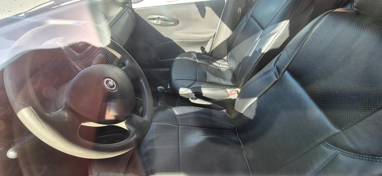 Fiat Punto 1.3 MJT 16V 5p. 4p.ti Active Van