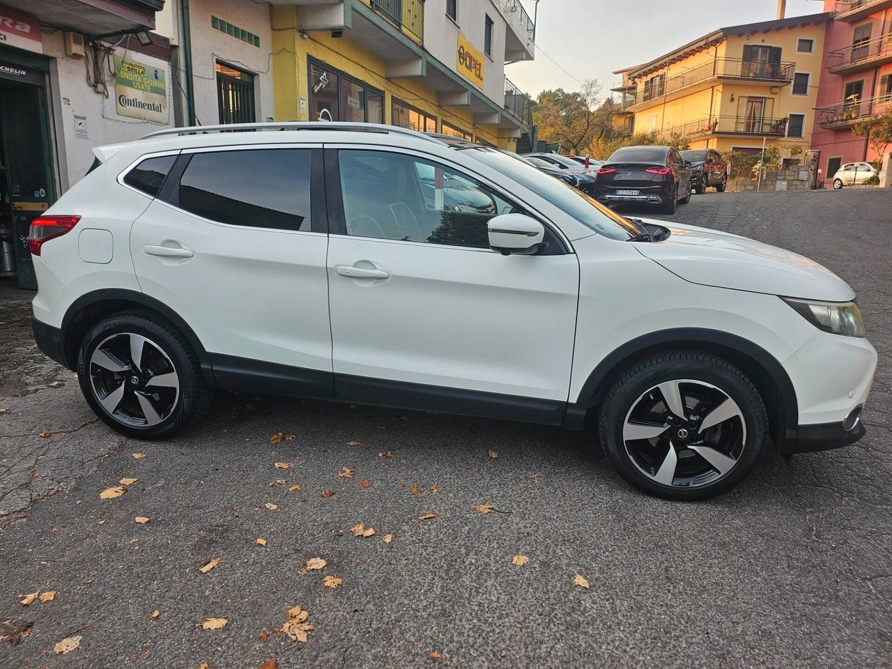 Nissan Qashqai 1.5 dCi N-Connecta 2016