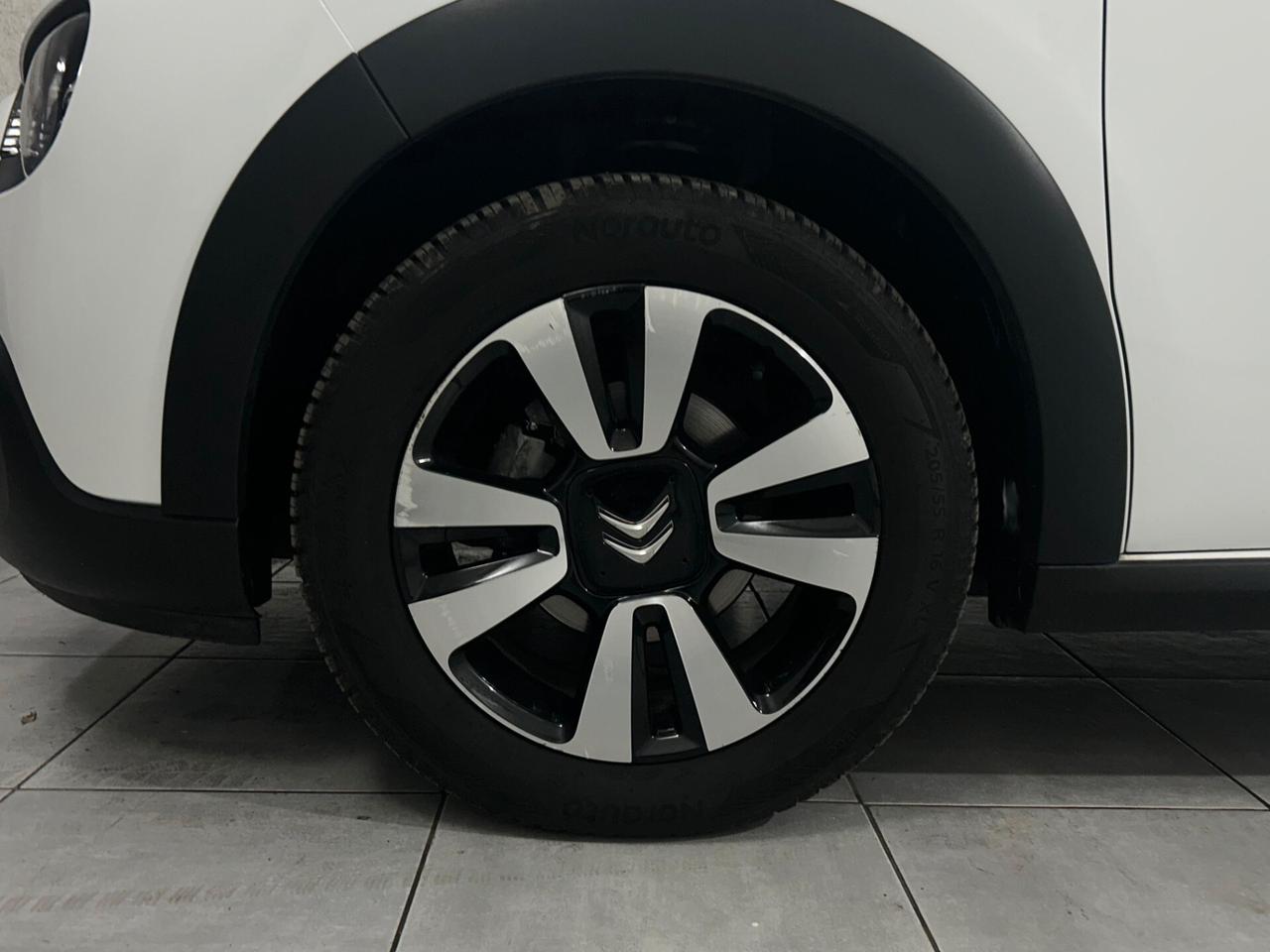 Citroen C3 PureTech 110 S&S EAT6 Shine Pack