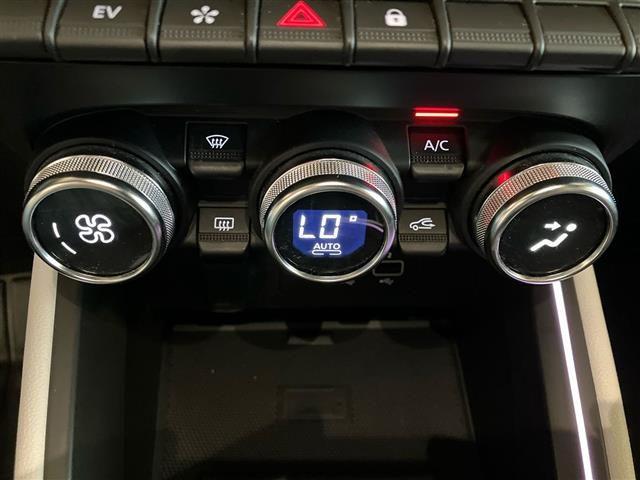 RENAULT Clio 5 Porte 1.6 E-Tech full hybrid 145cv Techno A