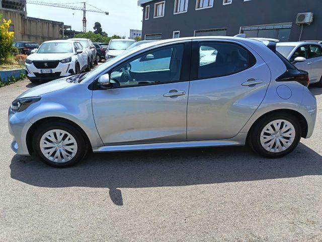 TOYOTA Yaris YARIS 1.5 HYBRID ACTIVE