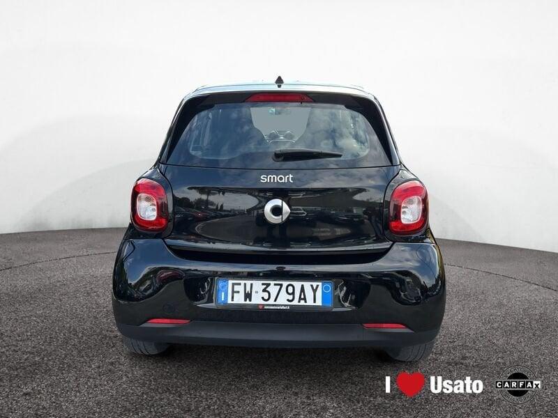 smart forfour II 2015 0.9 t Passion 90cv twinamic my18