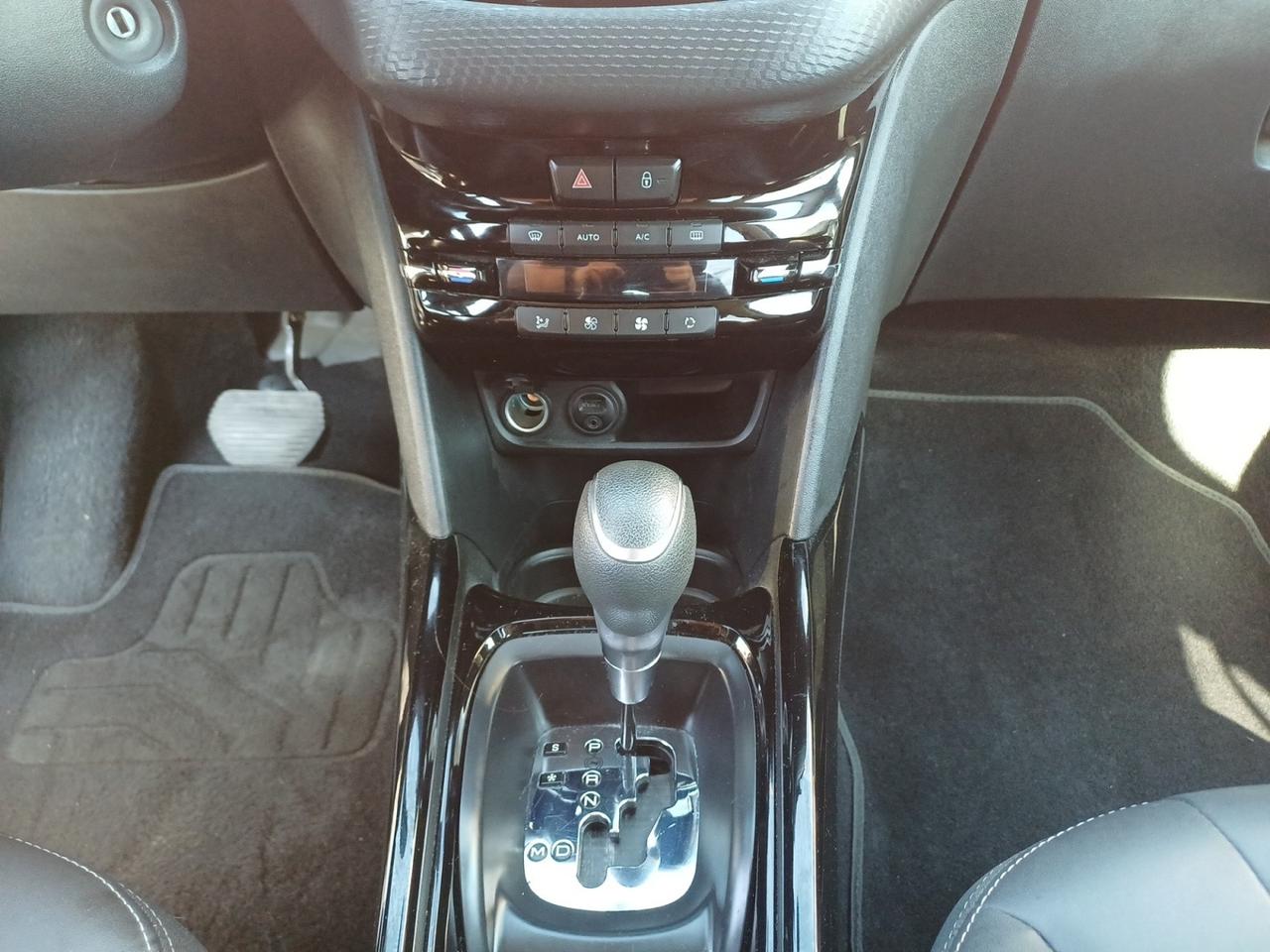 PEUGEOT 2008 - BlueHDi 120 EAT6 S&S Allure