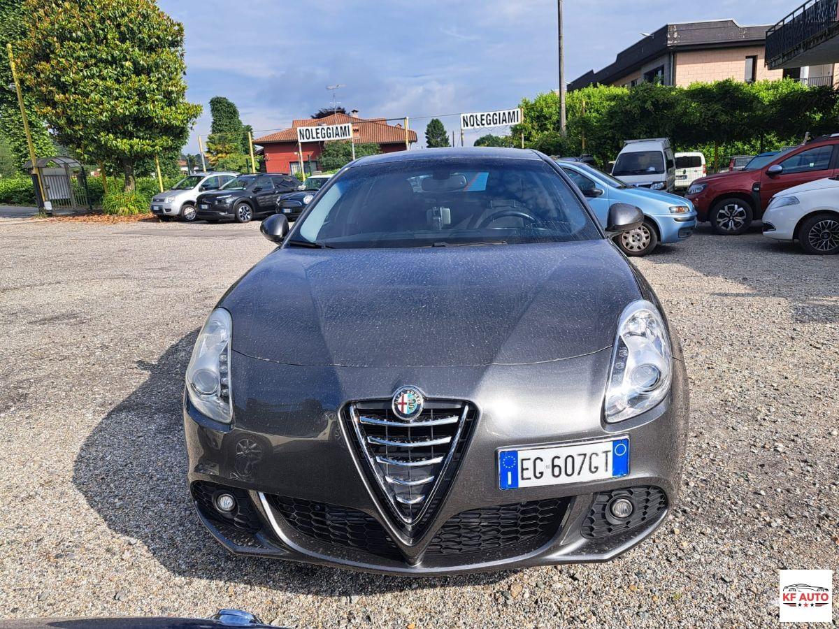 ALFA ROMEO - Giulietta - 1.6 JTDm-2 105 CV Distinctive