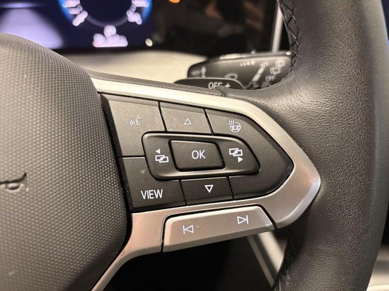 Volkswagen Golf Variant 1.5 eTSI ACT Life DSG Cockpit App Connect 16" Winter Pack