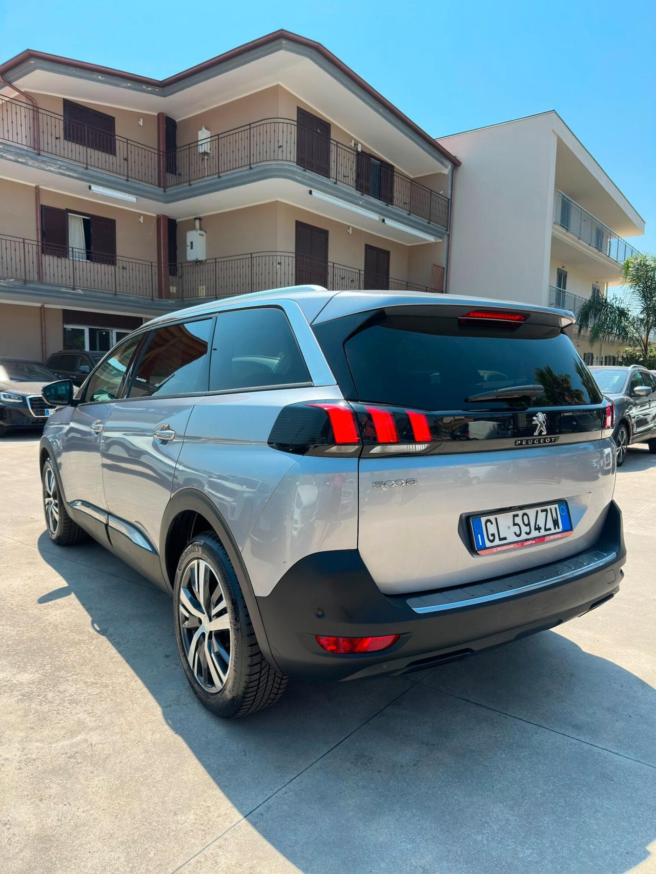 Peugeot 5008 BlueHDi 130 S&S EAT8 Allure