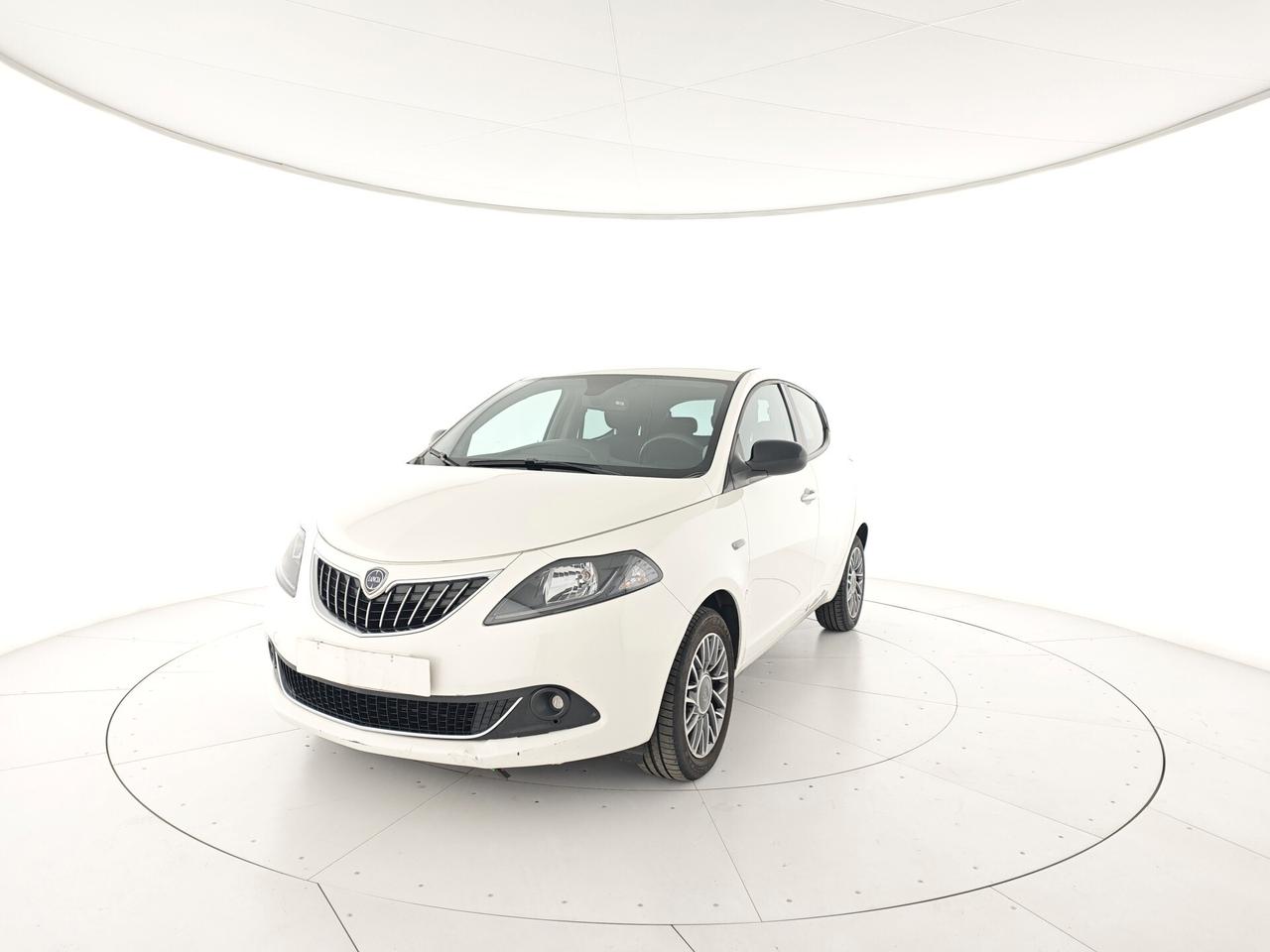 Lancia Ypsilon 1.0 FireFly 5 porte S&S Hybrid Gold Plus