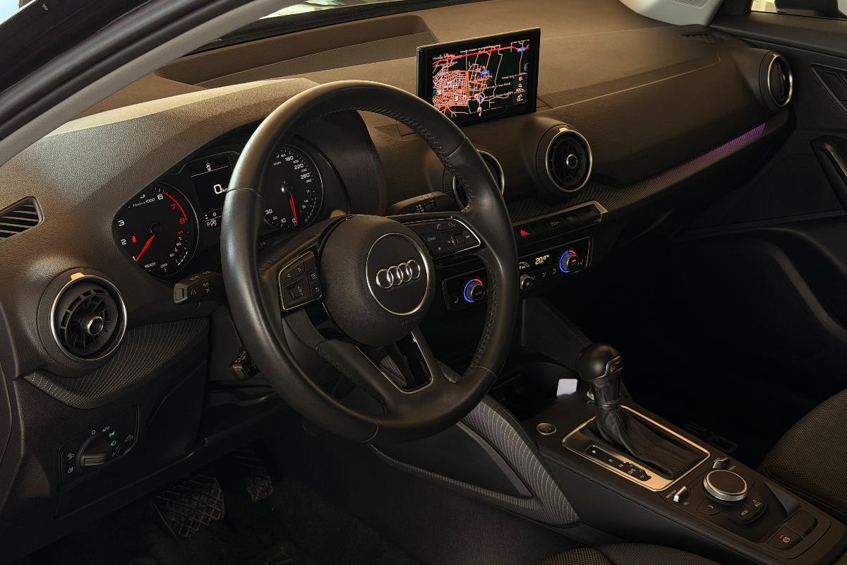 AUDI Q2 35 TFSI S tronic Admired Advanced