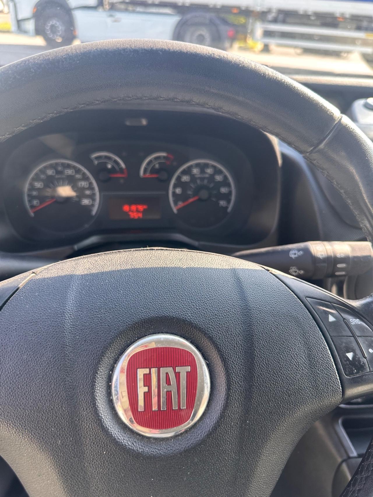 Fiat Qubo 1.4 8V 77 CV Active Natural Power