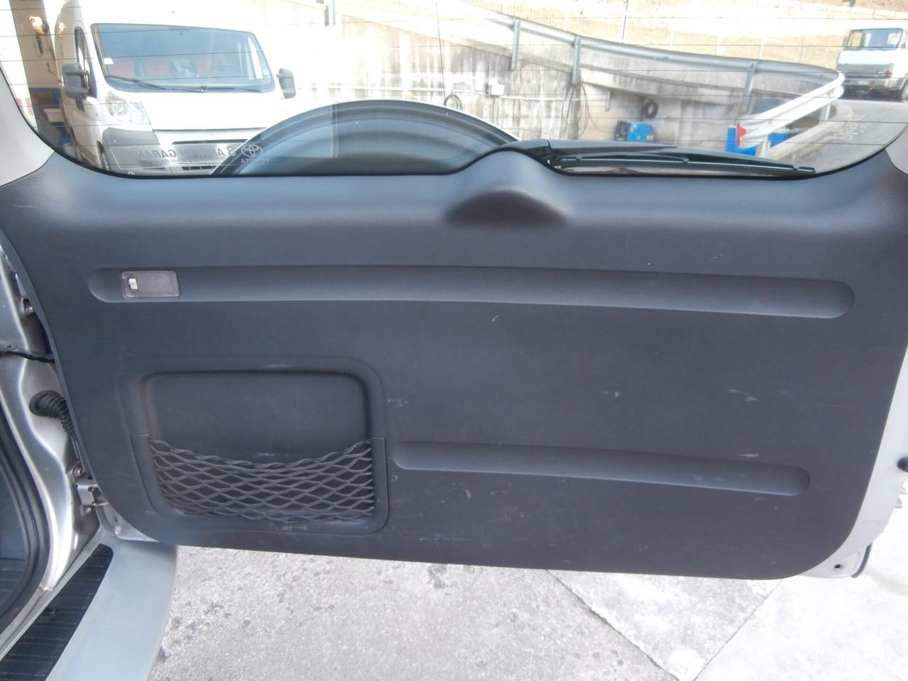 Toyota RAV 4 RAV4 2.2 D-4D 136 CV Unica proprietaria