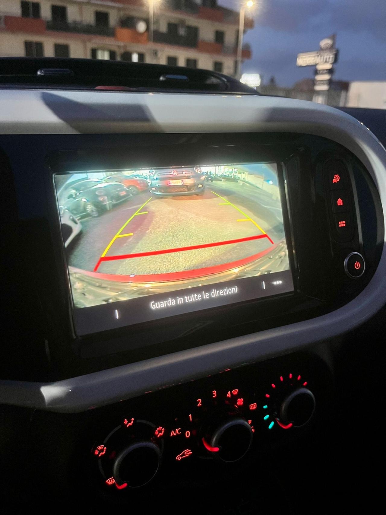 Renault Twingo SCe 65 CV Intens