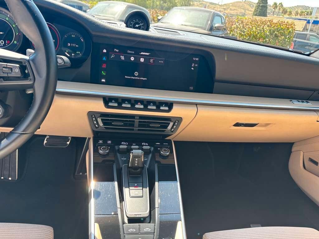 Porsche 911 Turbo Cabriolet 2024 / KM 23.000 IVA ESPOSTA Tua a solo 2.159 Euro al mese