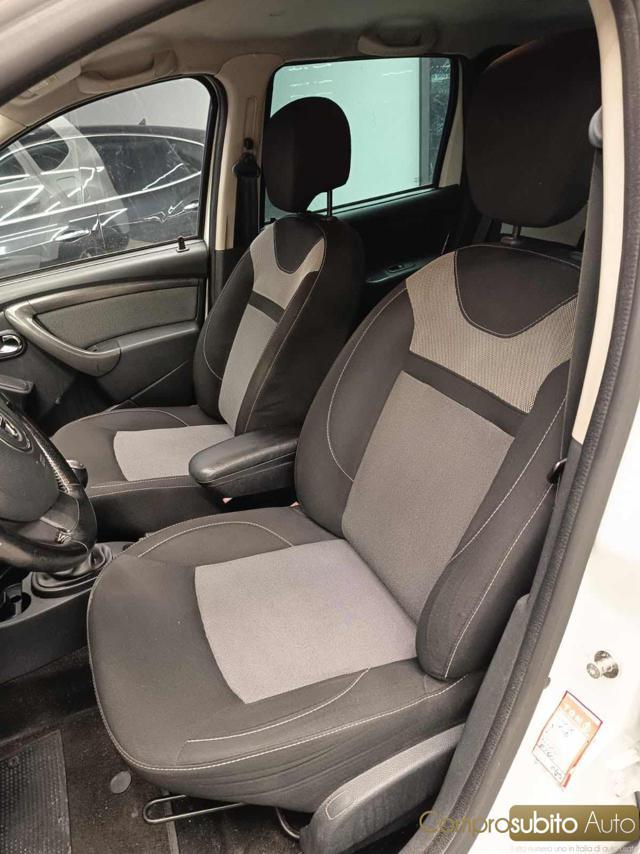 DACIA Duster 1.5 dCi 110CV S&S 4x2 Serie Speciale Lauréate Fami