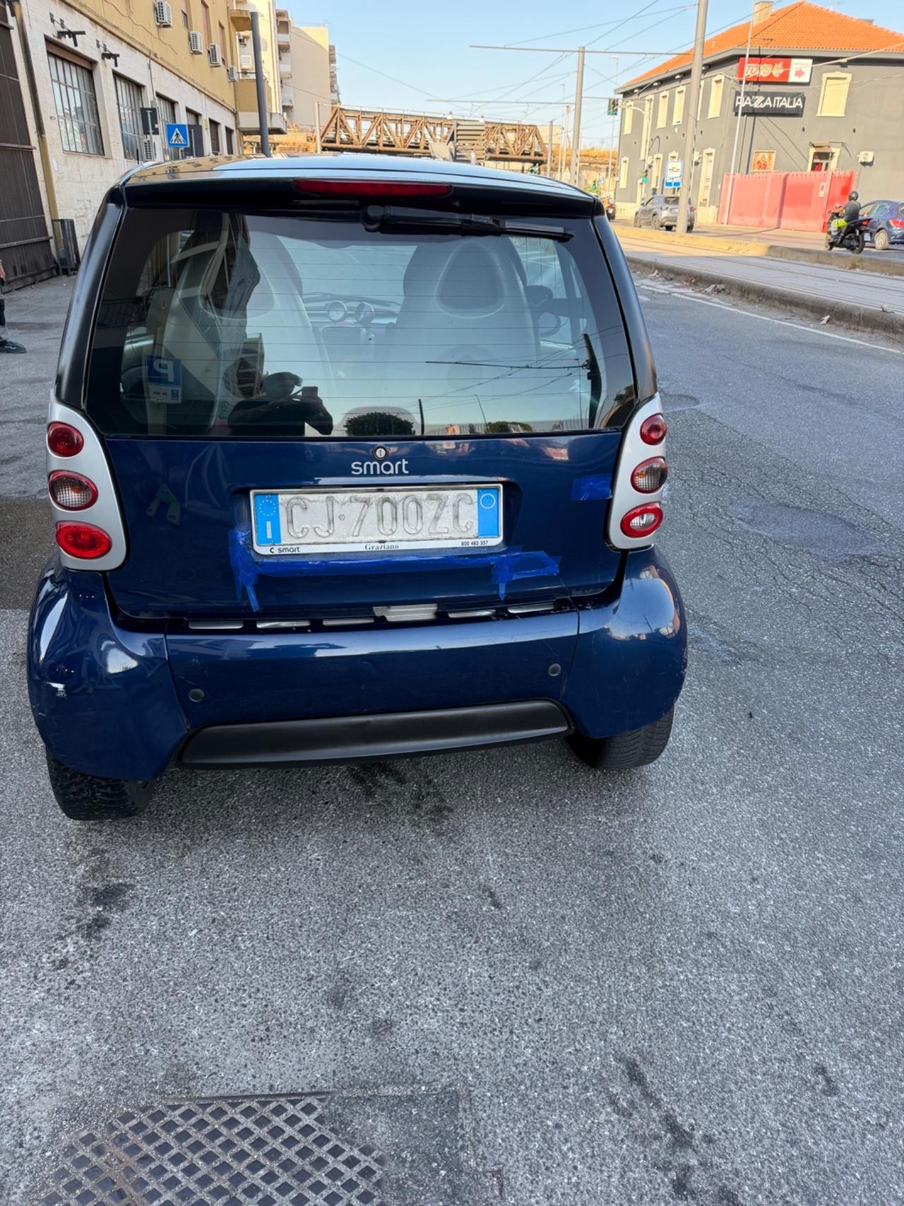 Smart 700 city-coupé pulse