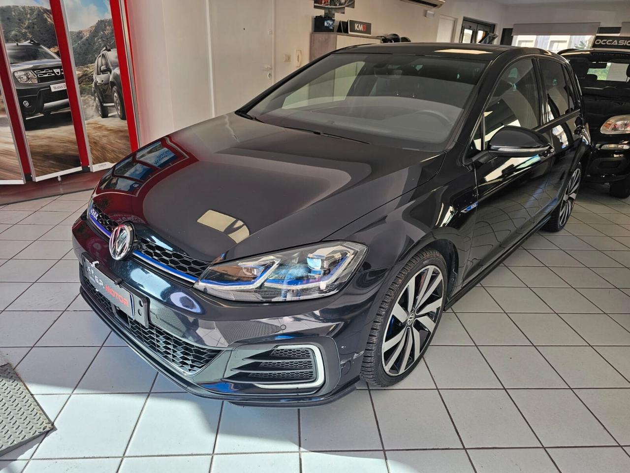 Volkswagen Golf 1.4 TGI DSG 5p. Highline BlueMotion