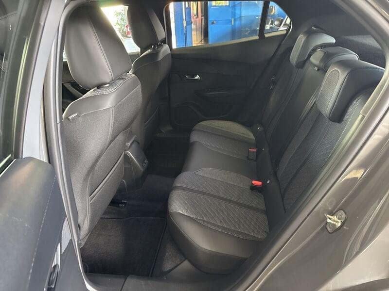 Peugeot 2008 PureTech 100 S&S Allure