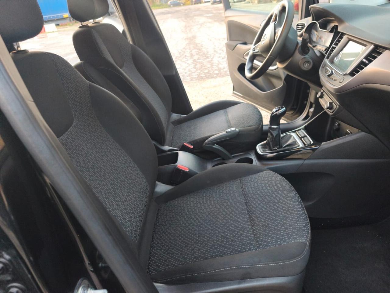 Opel Crossland X 2019---1.2 Benzina Neopatentati