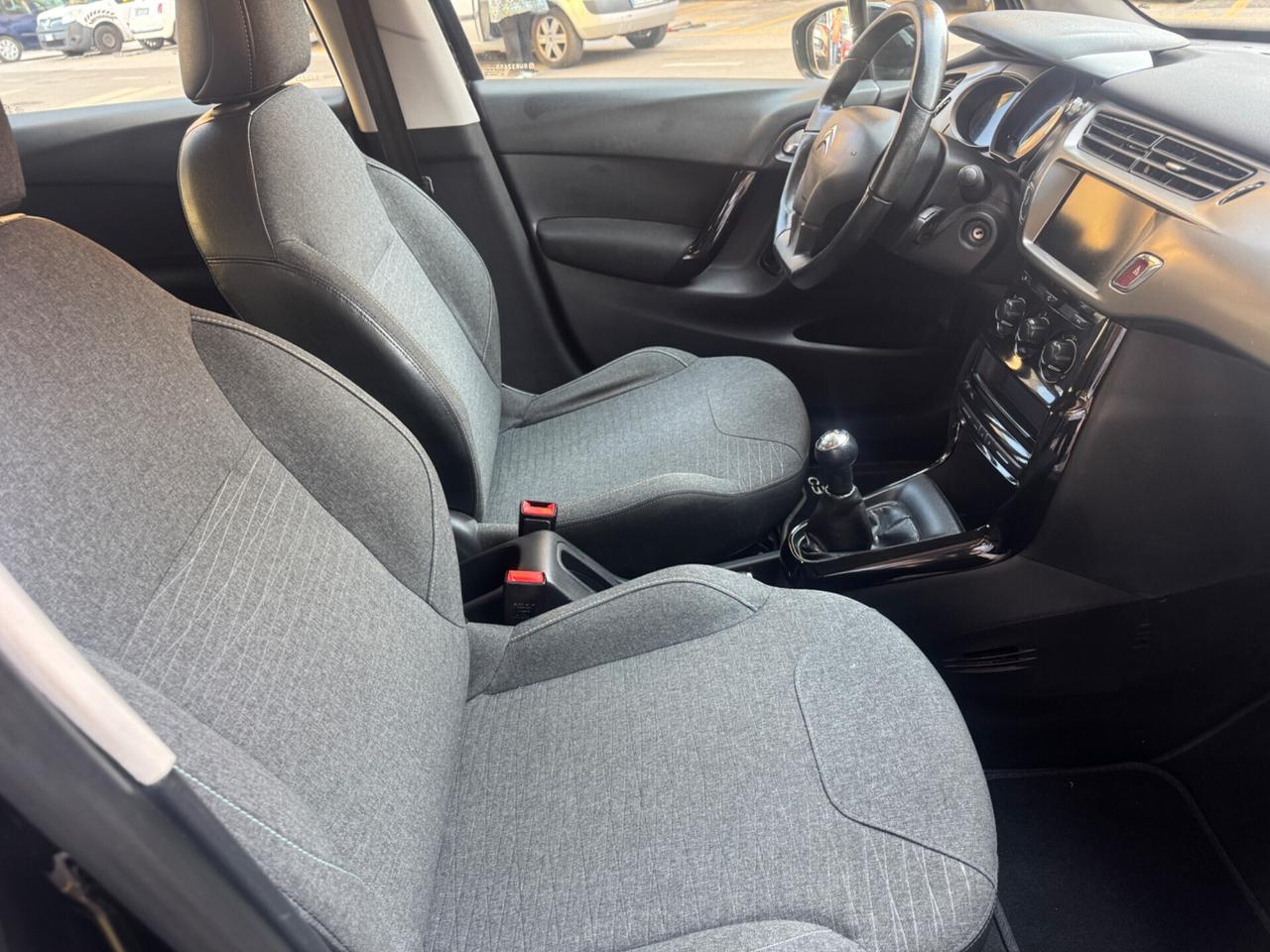 Citroen C3 BlueHDi 1.6cc cv 75 Live Edition