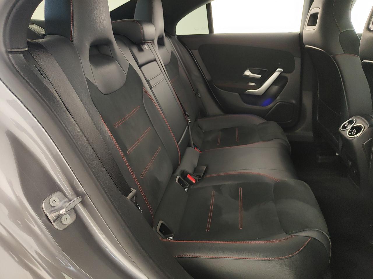 Mercedes-Benz CLA Coupe 200 d Premium auto