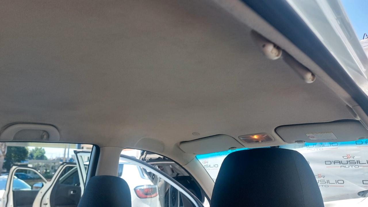 Hyundai i10 1.1 12V Automatico
