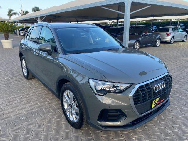 AUDI Q3 35 TDI S tronic Business