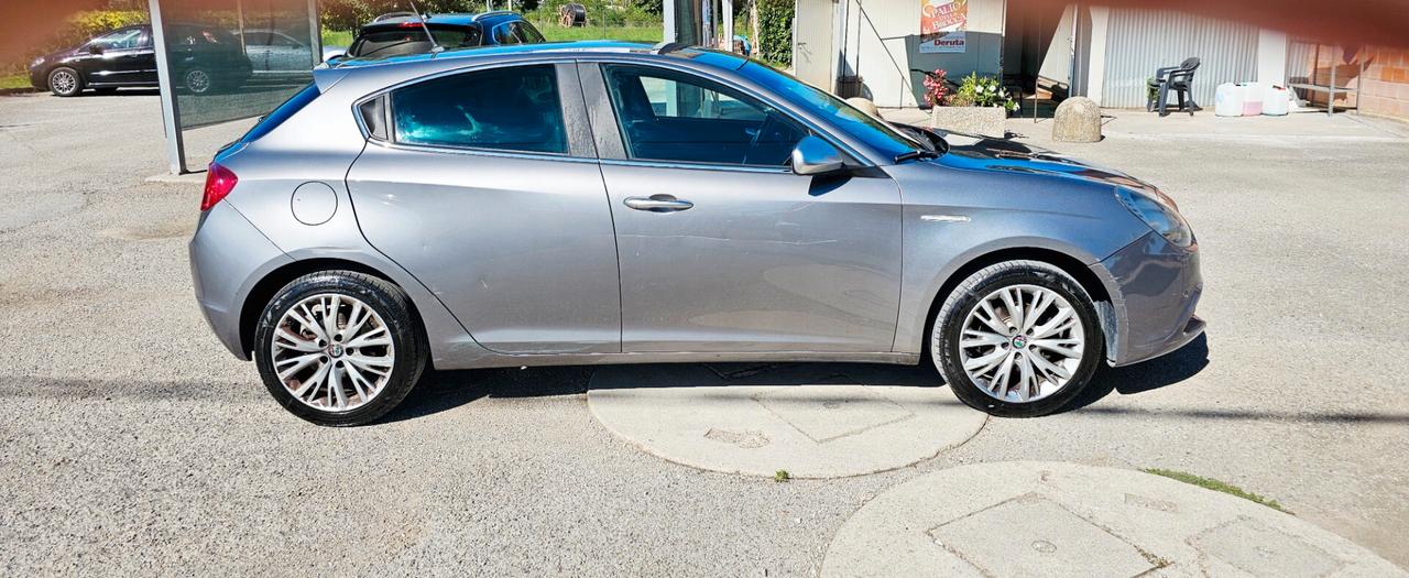 Alfa Romeo Giulietta 1.4 Turbo 120 CV GPL Super