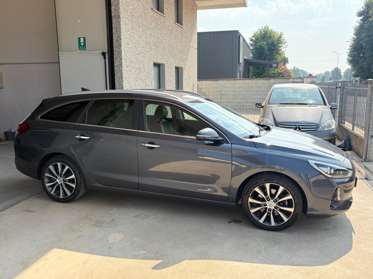 Hyundai i30 Wagon 1.6 CRDi 110CV EURO 6B