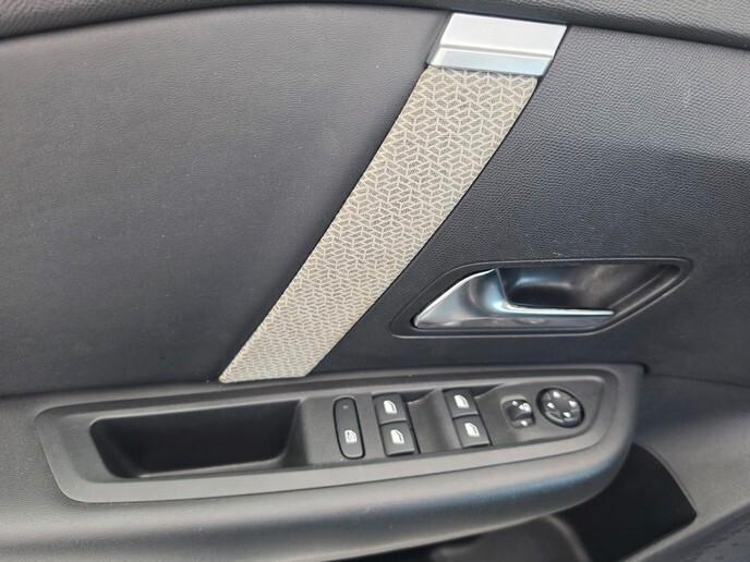 Citroen C4 BlueHDi 130 S&S EAT8 Feel Pack