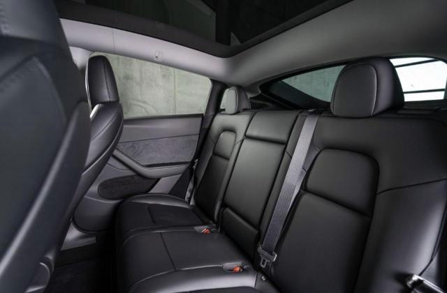 Tesla Model Y Performance Dual Motor awd