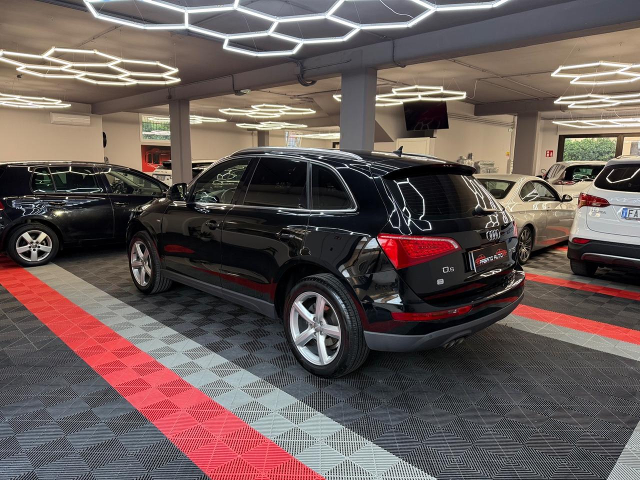 Audi Q5 2.0 TDI quattro S-LINE - FABIANOAUTO
