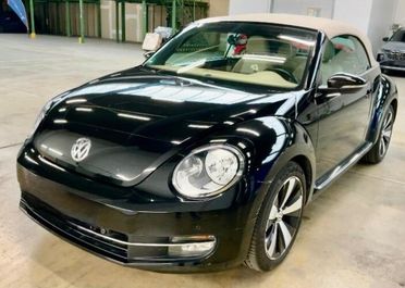 Volkswagen Maggiolino Cabrio 1.2 DSG TSI SENSORI DI PARCHEGGIO