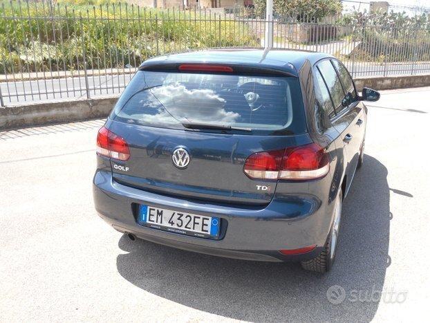 Volkswagen Golf 1.6 tdi 105 cv Highline