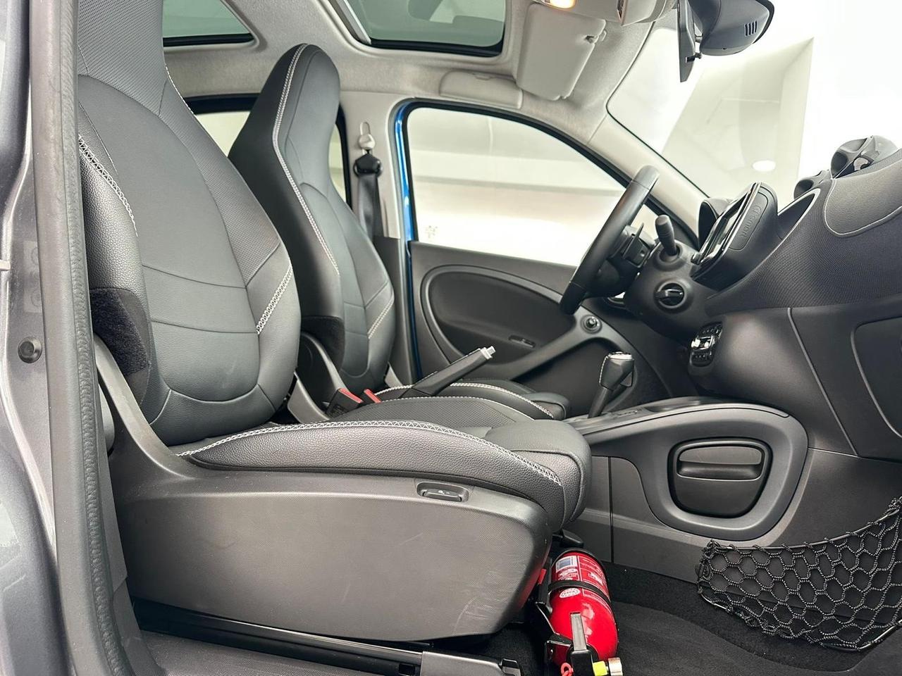 SMART FORFOUR BRABUS XCLUSIVE 109 CV 25.000 KM TETTO/JBL/PANORAMA