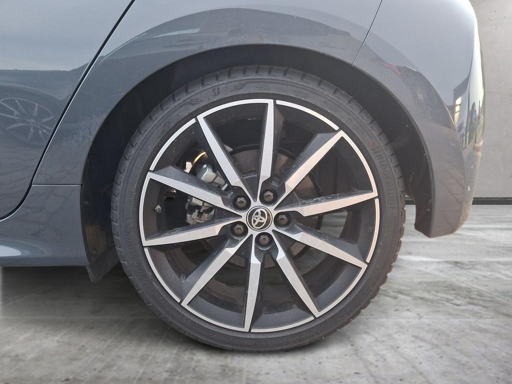 Toyota Yaris 1.5h 130 GR Sport