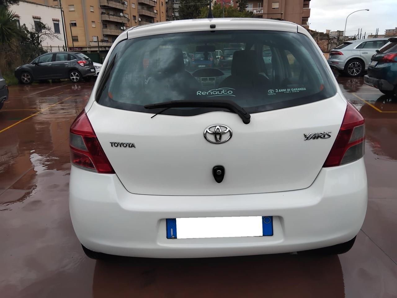TOYOTA YARIS 1.0 SOL CON BLOK SWAFT INSERITO