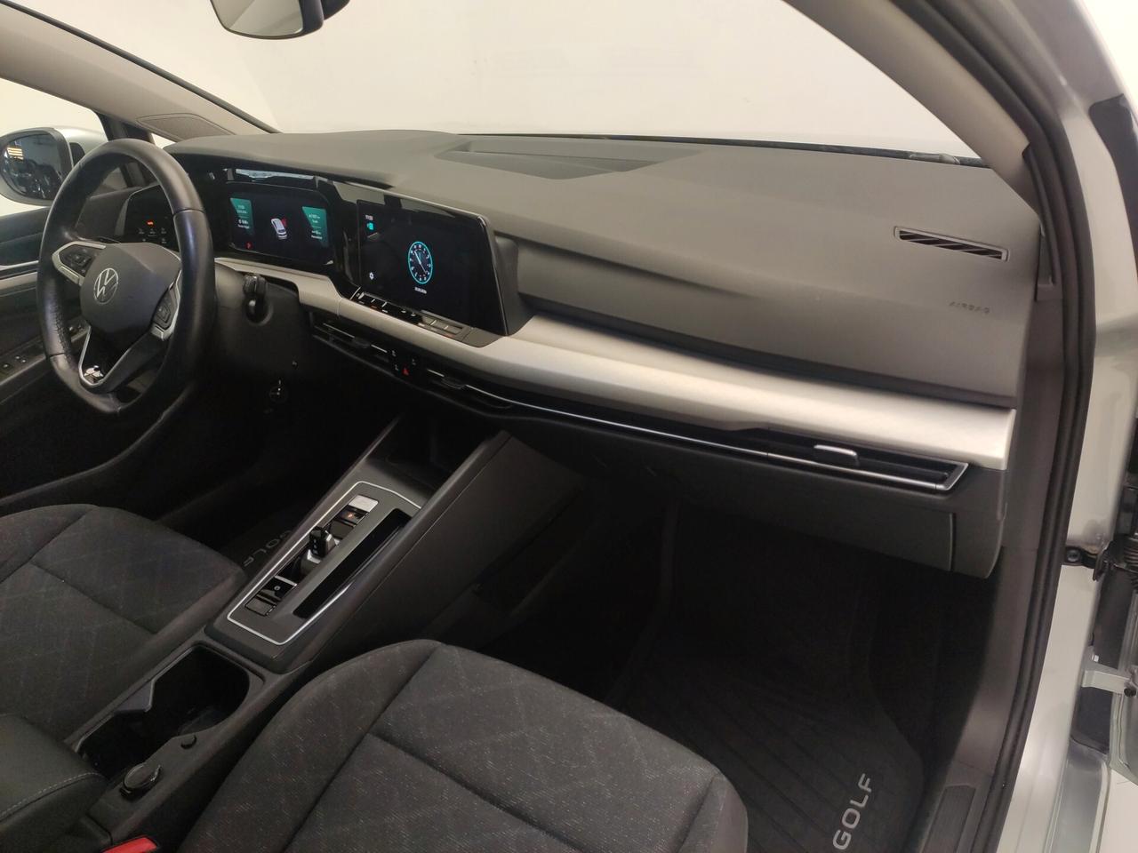 Volkswagen Golf 1.0 eTSI EVO DSG Life