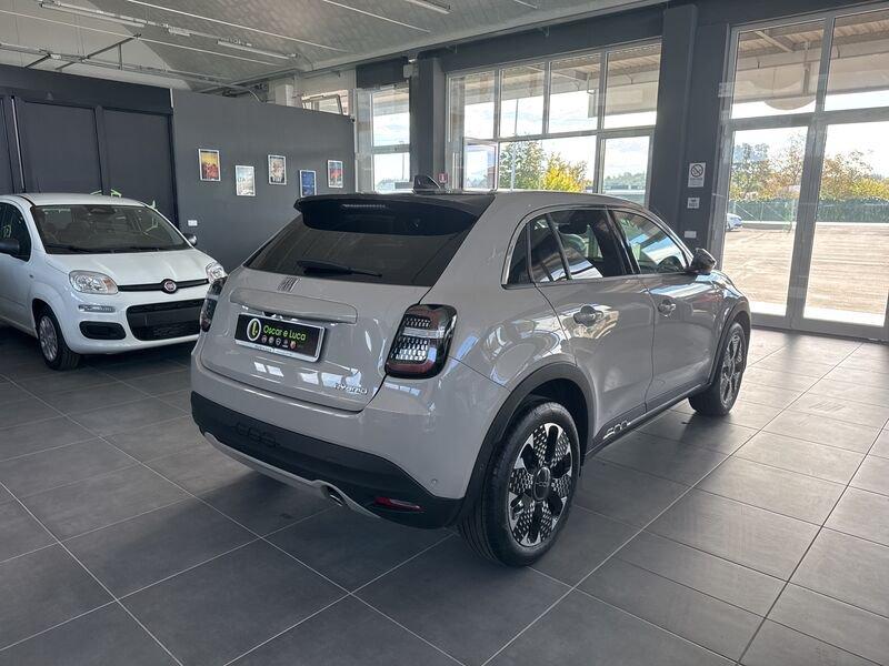 FIAT 600 Hybrid 100 CV DCT MHEV La Prima