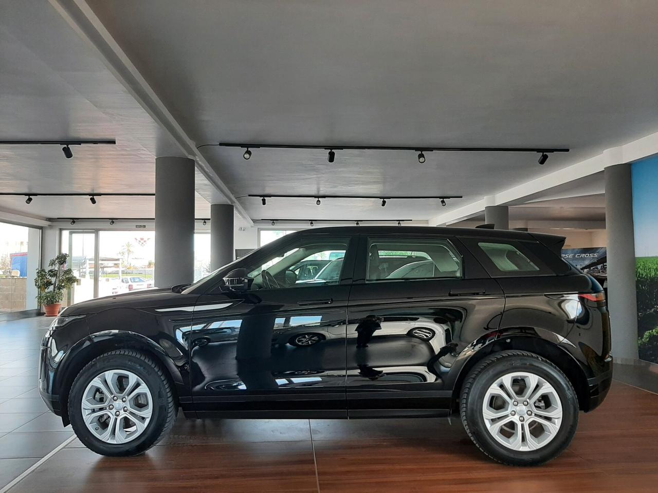 Land Rover Range Rover Evoque 2.0D I4-L.Flw 150 CV AWD Auto SE