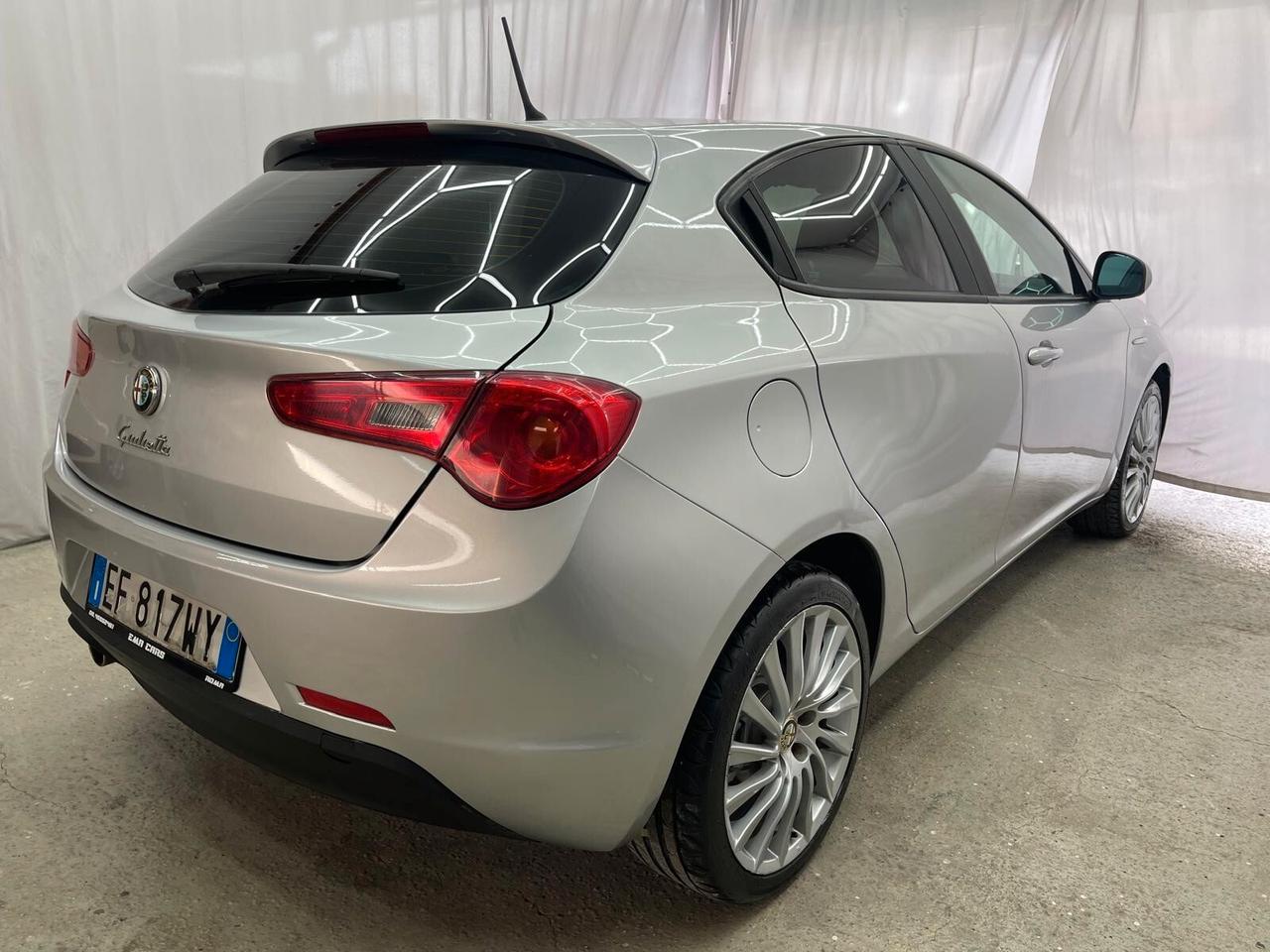 Alfa Romeo Giulietta 1.6 JTDm-2 DISTINCTIVE PRONTA CONSEGNA **PREZZO REALE**