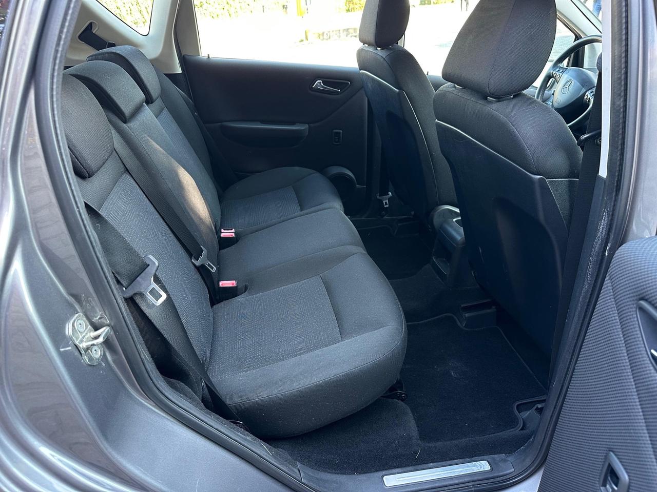 Mercedes-benz A 160 BlueEFFICIENCY Coupé Elegance