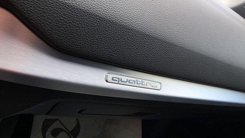 Audi Q2 2.0 40 TDI S Line Edition S Tronic Quattro LED NAVI MMI